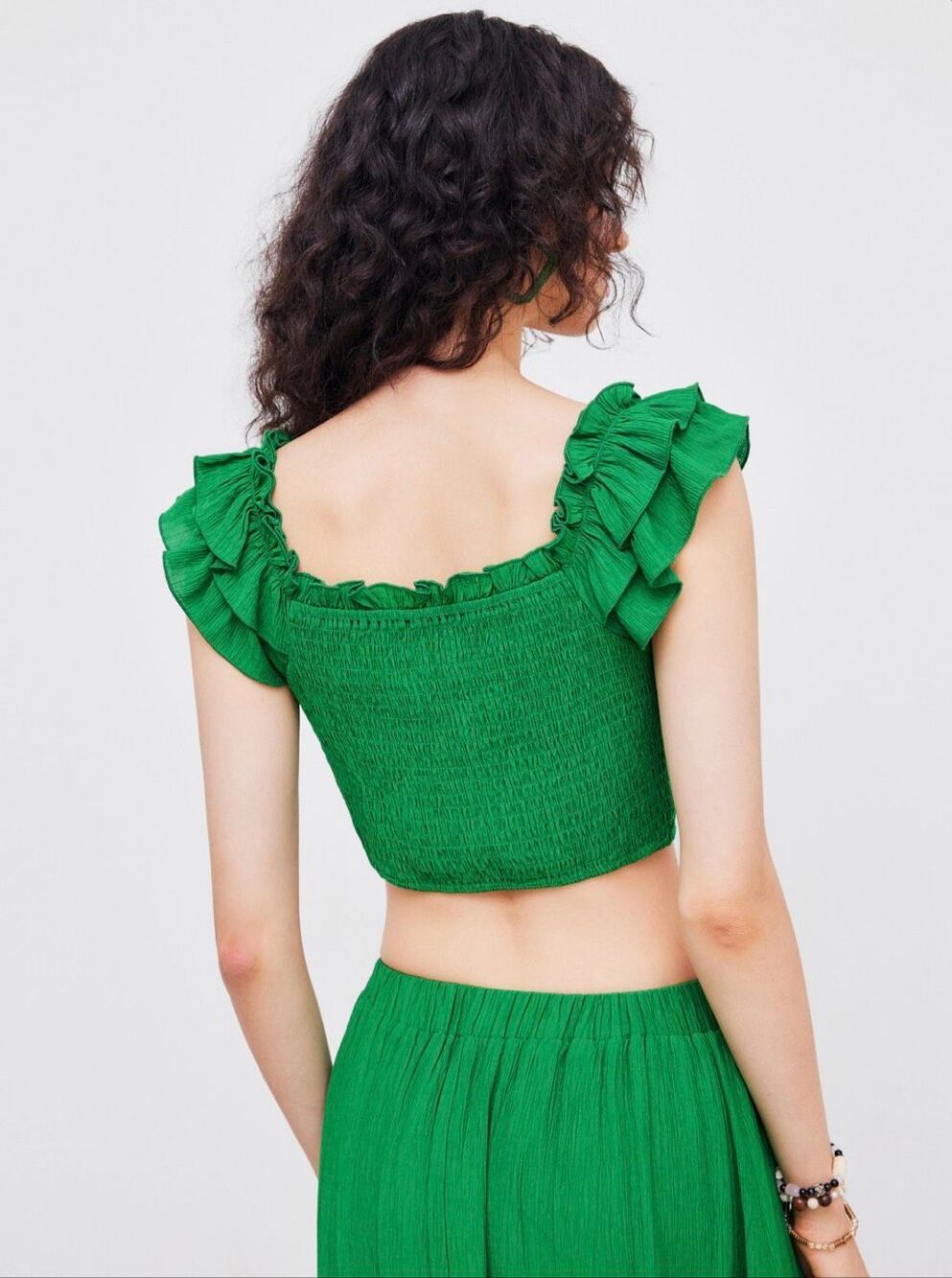 Davi & Dani Smocked Cropped Tank Top Ruffle Kelly Green Size M